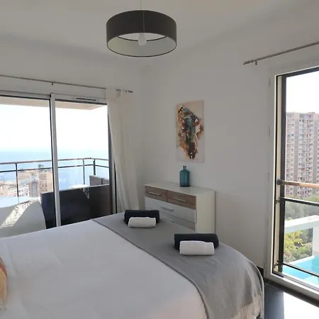 Apartment Luxurious Monaco&seaview, Infinitypool&parking Beausoleil