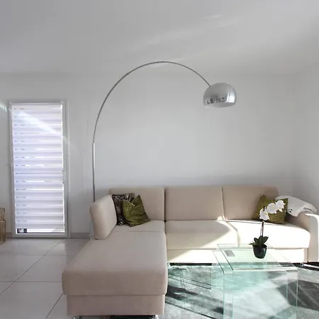 Apartment Luxurious Monaco&seaview, Infinitypool&parking