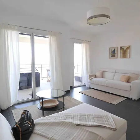 Apartment Luxurious Monaco&seaview, Infinitypool&parking *