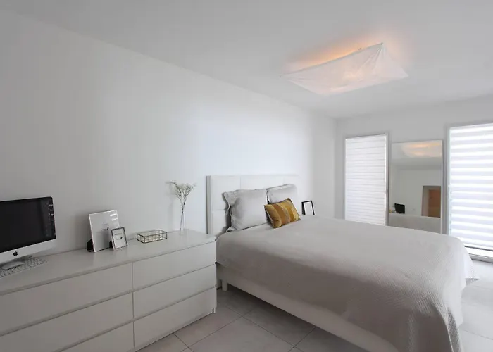 Appartement Luxurious Monaco&seaview, Infinitypool&parking Beausoleil