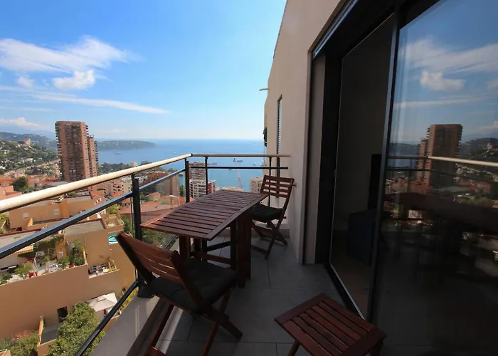 아파트 Luxurious Monaco&seaview, Infinitypool&parking 보솔레이